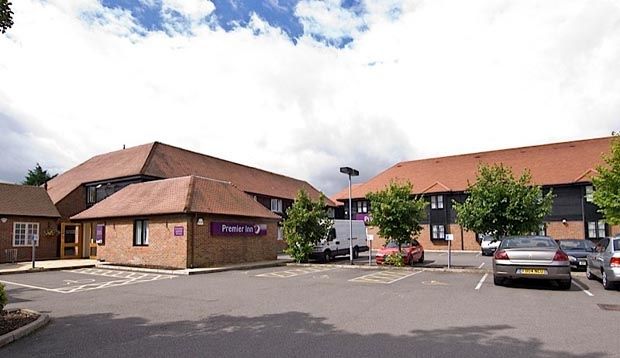 Premier Inn Aylesbury Ейлзбері Екстер'єр фото